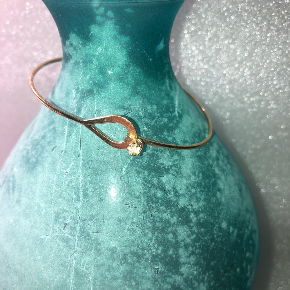 Vintage Avon Catch a Star gold tone bracelet